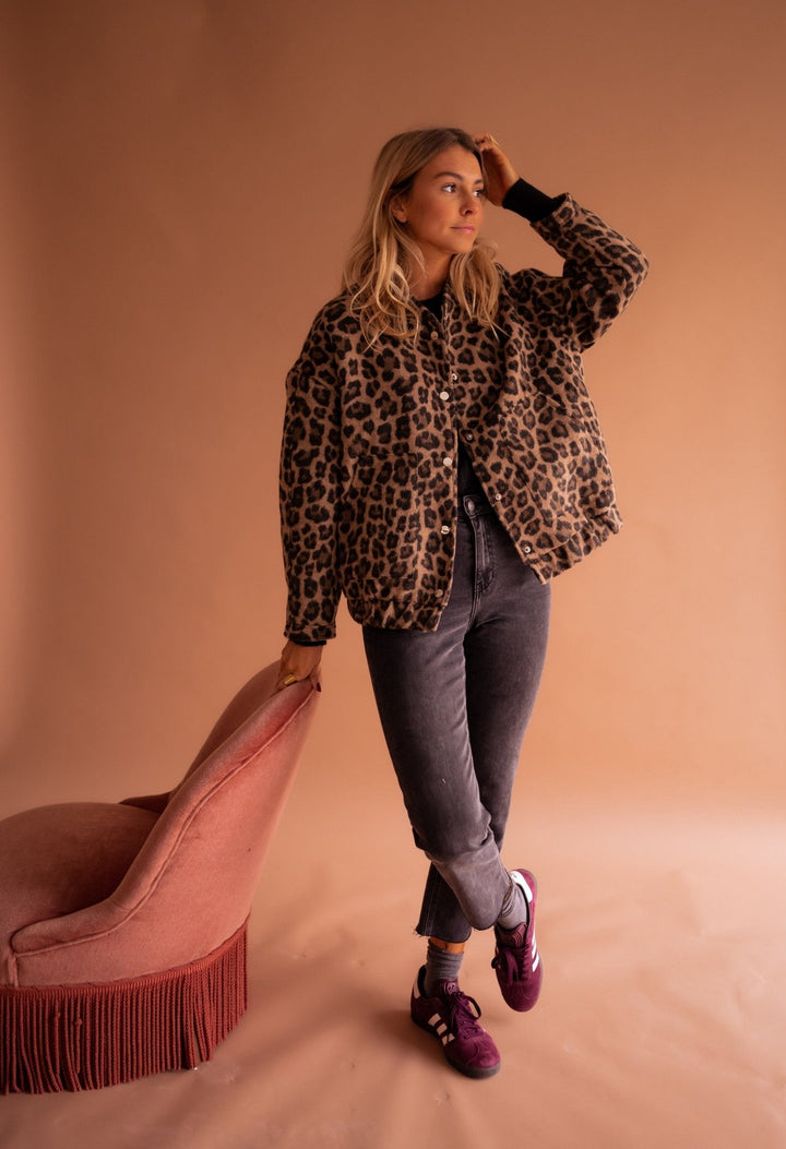 Dascha - Trendige Jacke mit Leopardenmuster