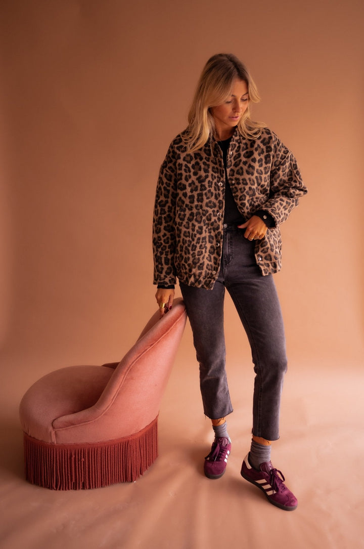 Dascha - Trendige Jacke mit Leopardenmuster